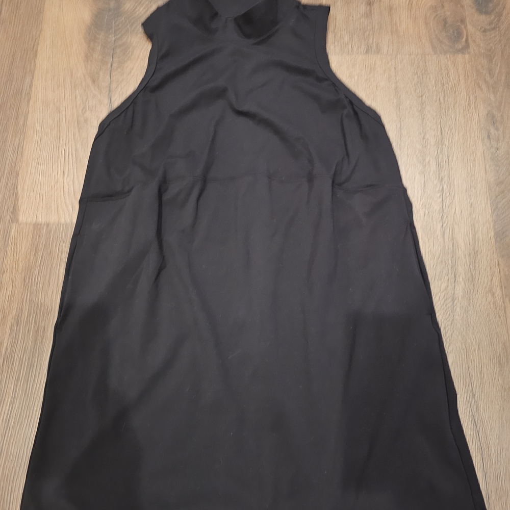 Chic Black Asymmetrical Tank Top